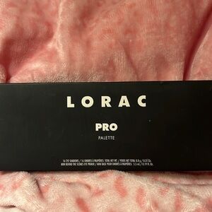 BNWB! Lorac Pro Palette and Primer Set